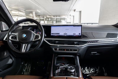 2025 BMW X7 M60i