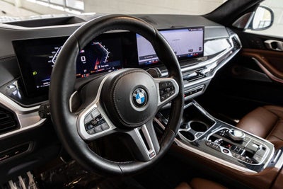 2025 BMW X7 M60i