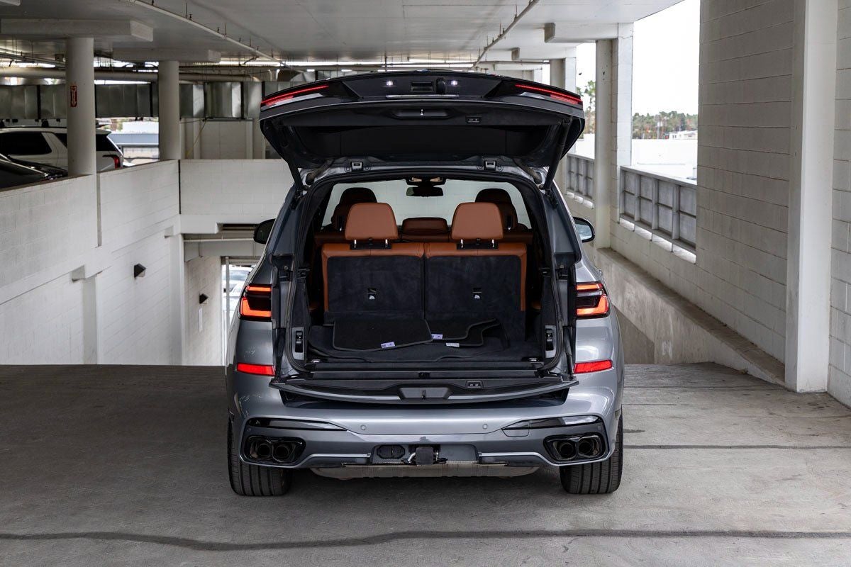 2025 BMW X7 M60i