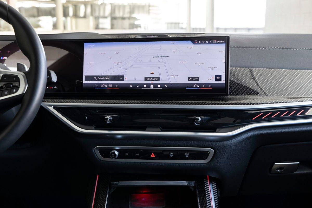 2025 BMW X7 M60i