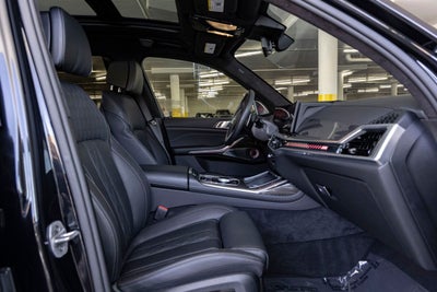 2025 BMW X7 M60i