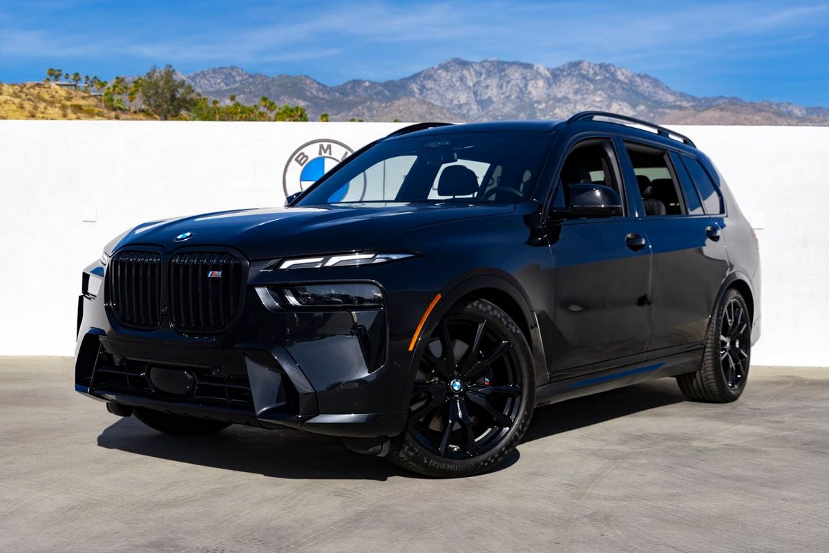 2025 BMW X7 M60i
