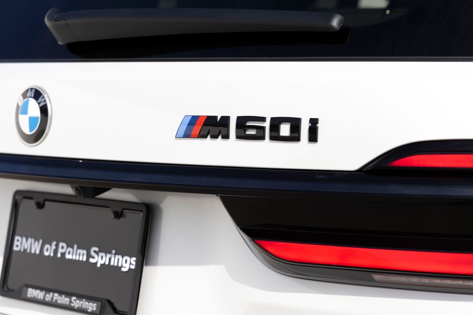 2027 BMW X7 M60i