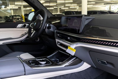 2027 BMW X7 M60i
