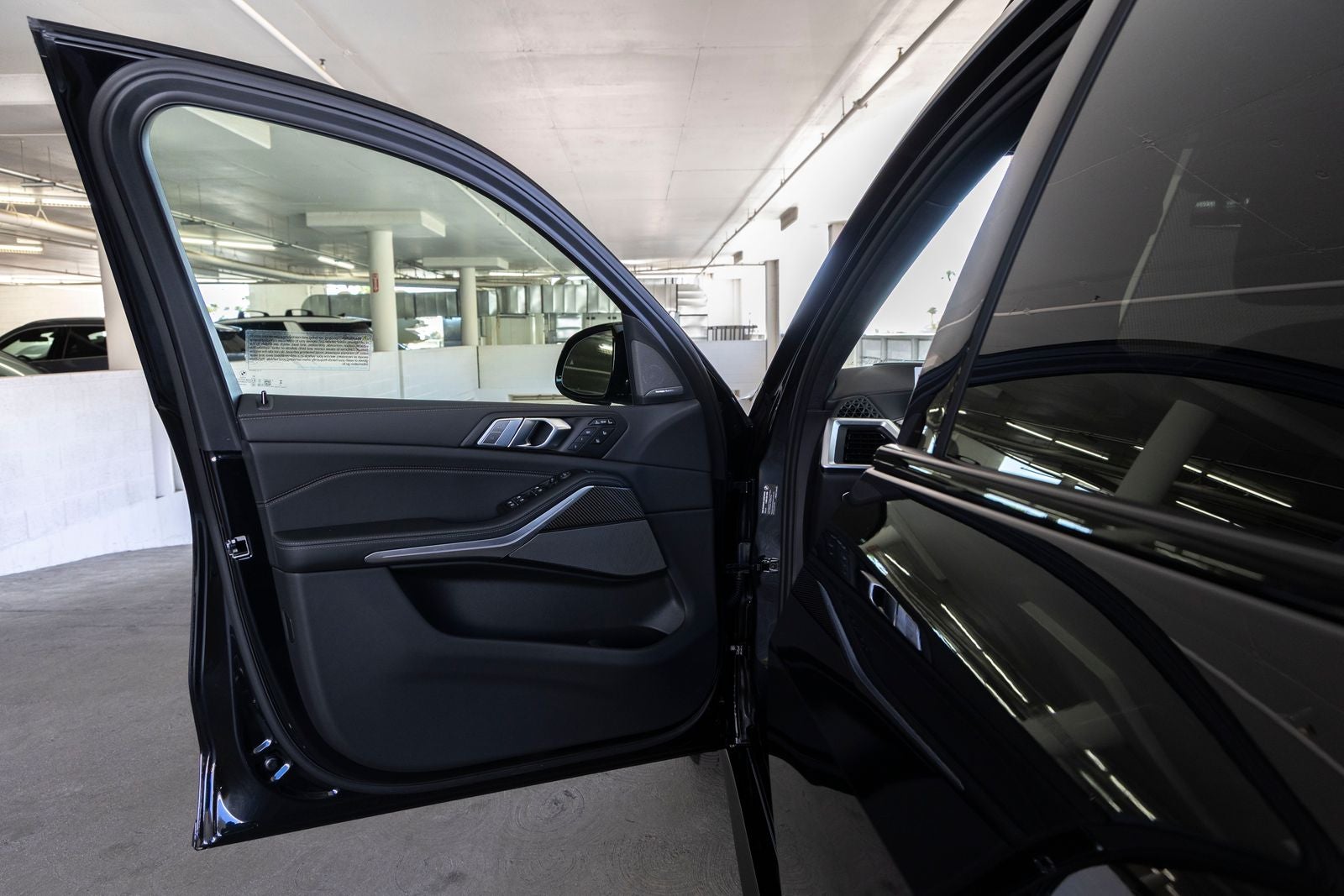 2027 BMW X7 Base