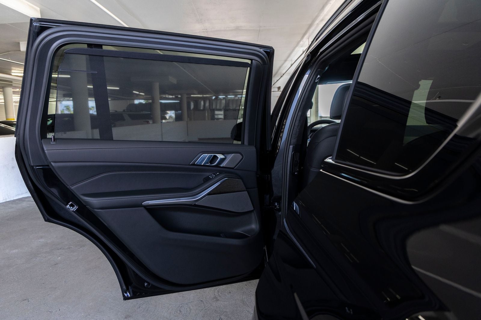 2027 BMW X7 Base