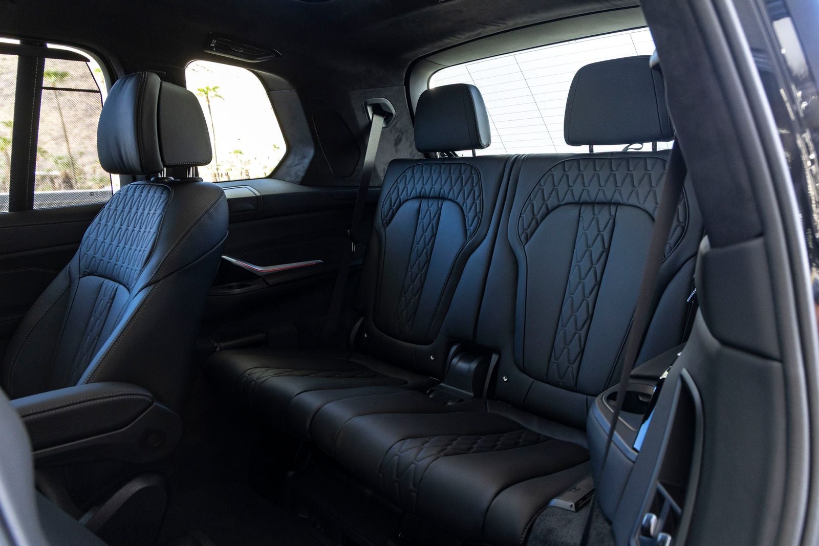 2027 BMW X7 Base