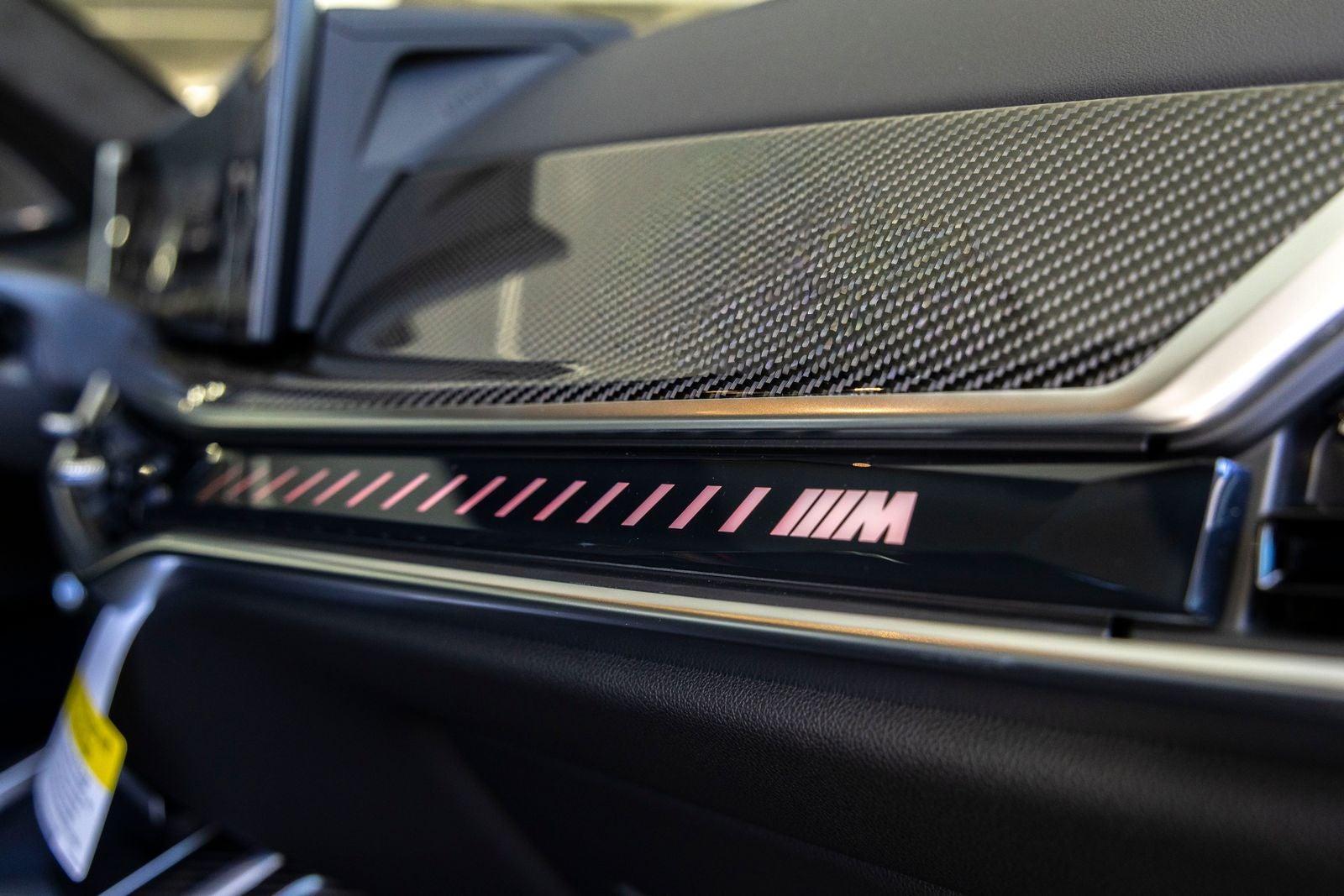 2027 BMW X7 Base