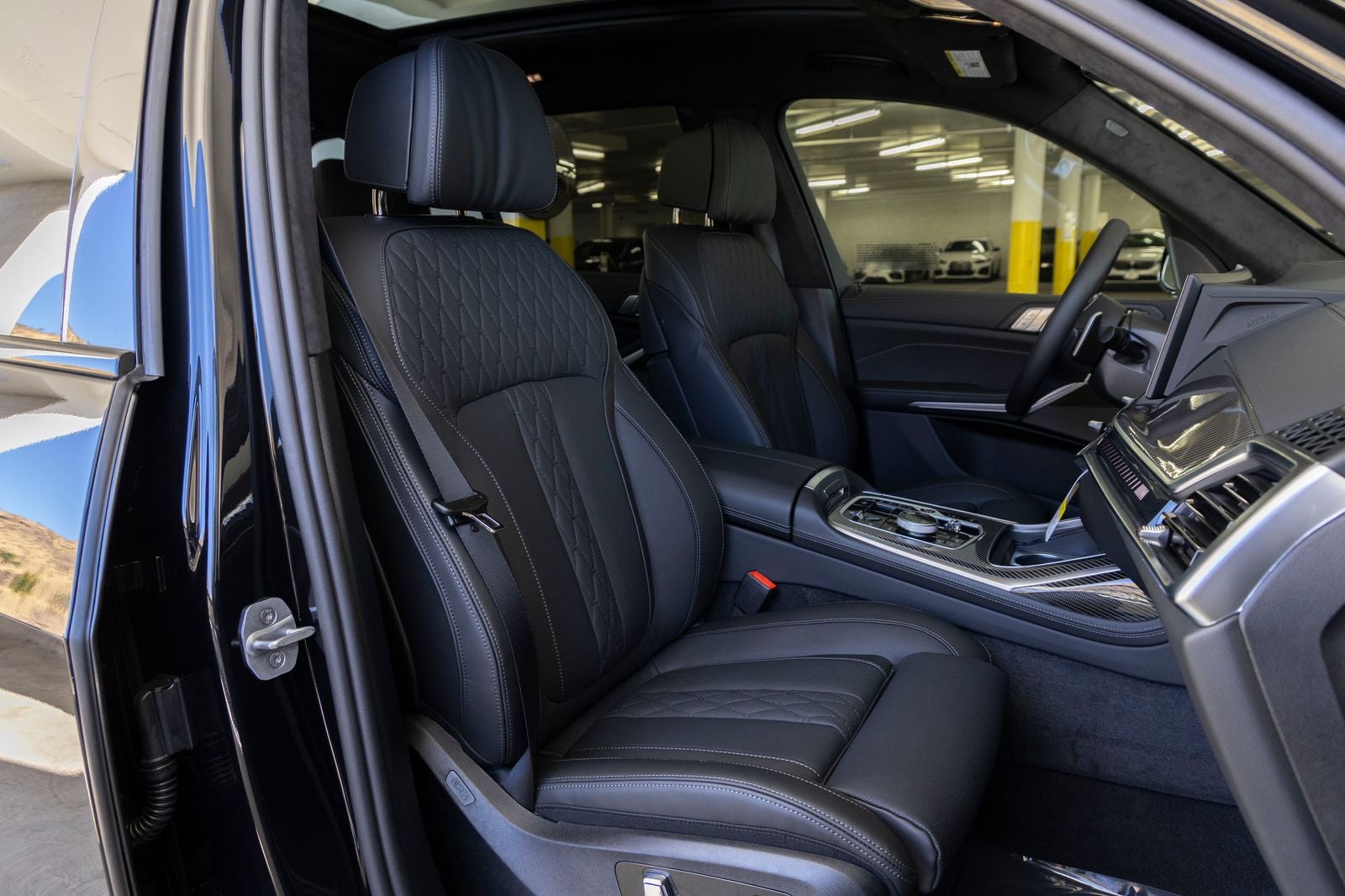 2027 BMW X7 Base