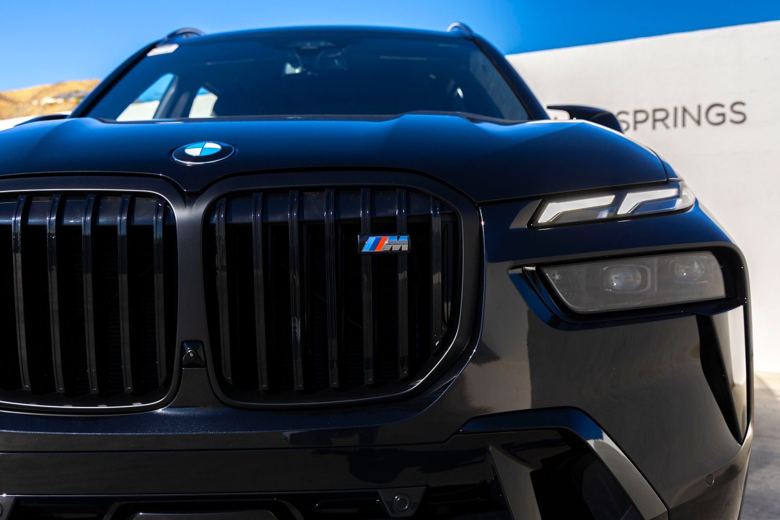 2027 BMW X7 Base