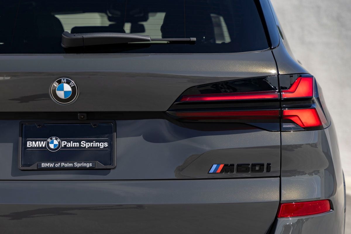2026 BMW X5 M60i