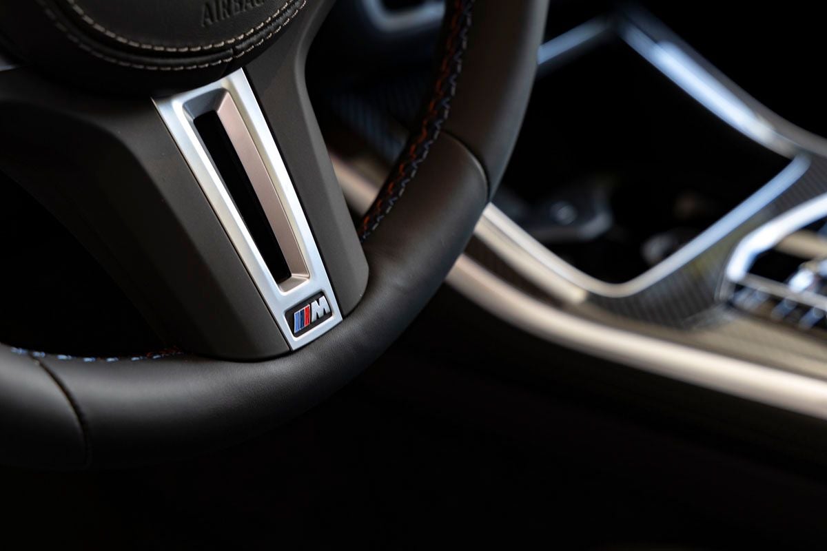 2026 BMW X5 M60i