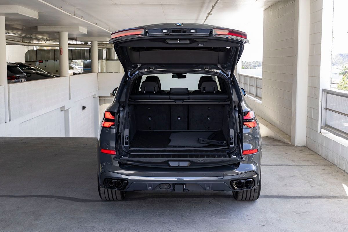 2026 BMW X5 M60i