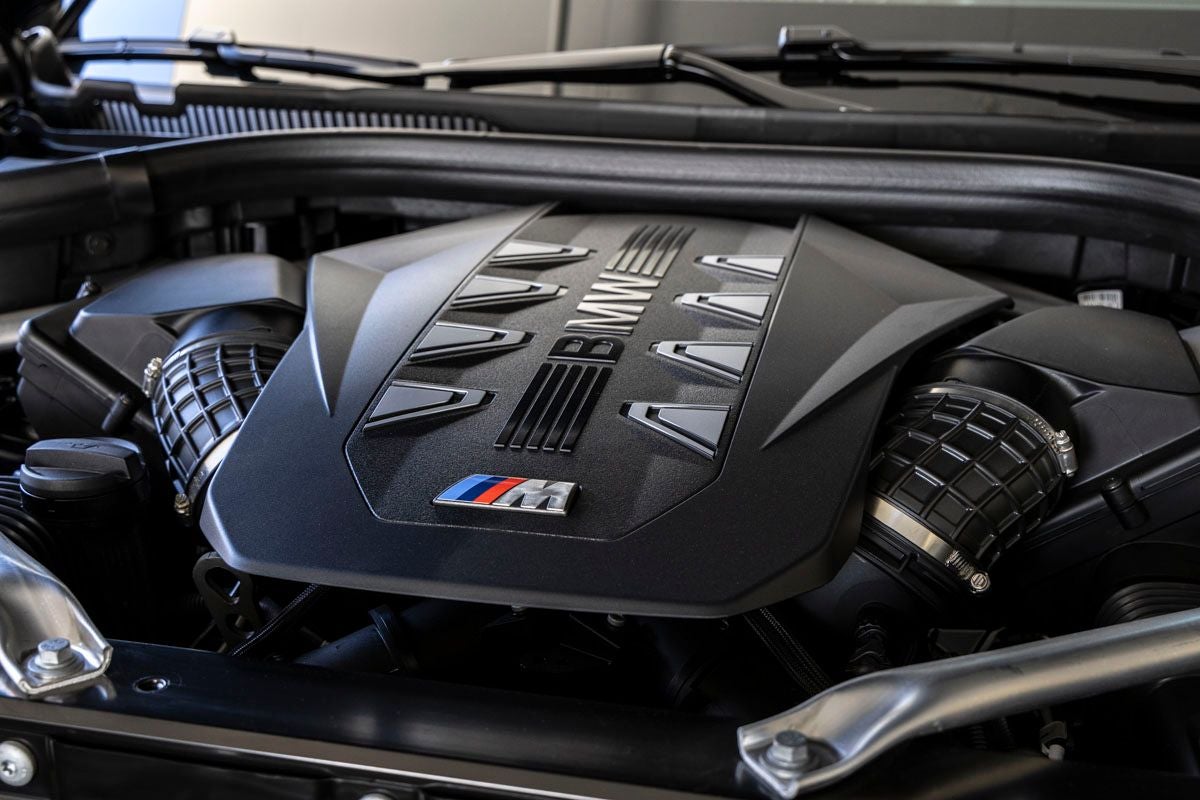 2026 BMW X5 M60i