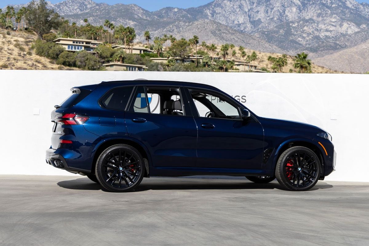 2026 BMW X5 M60i