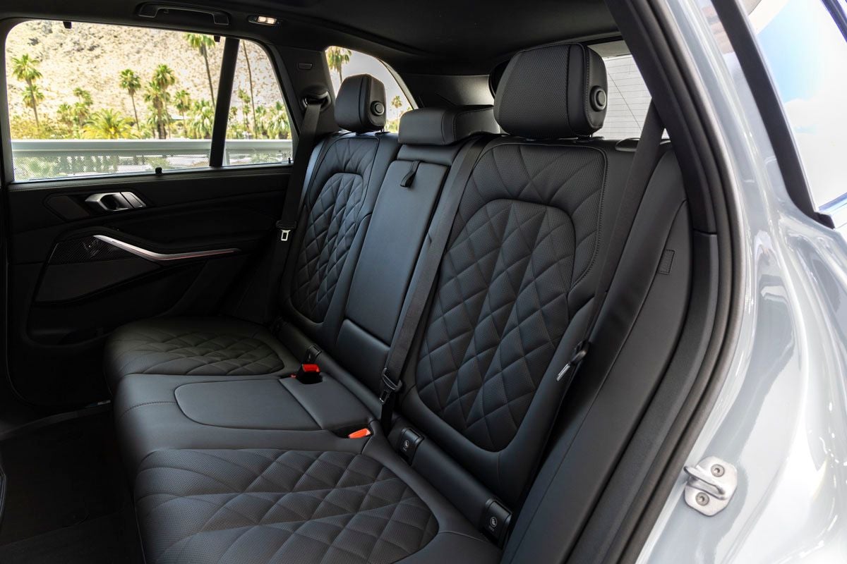 2026 BMW X5 M60i