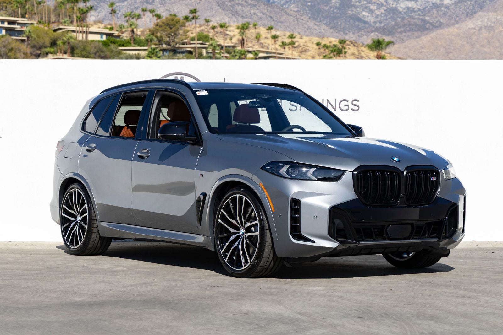 2026 BMW X5 M60i