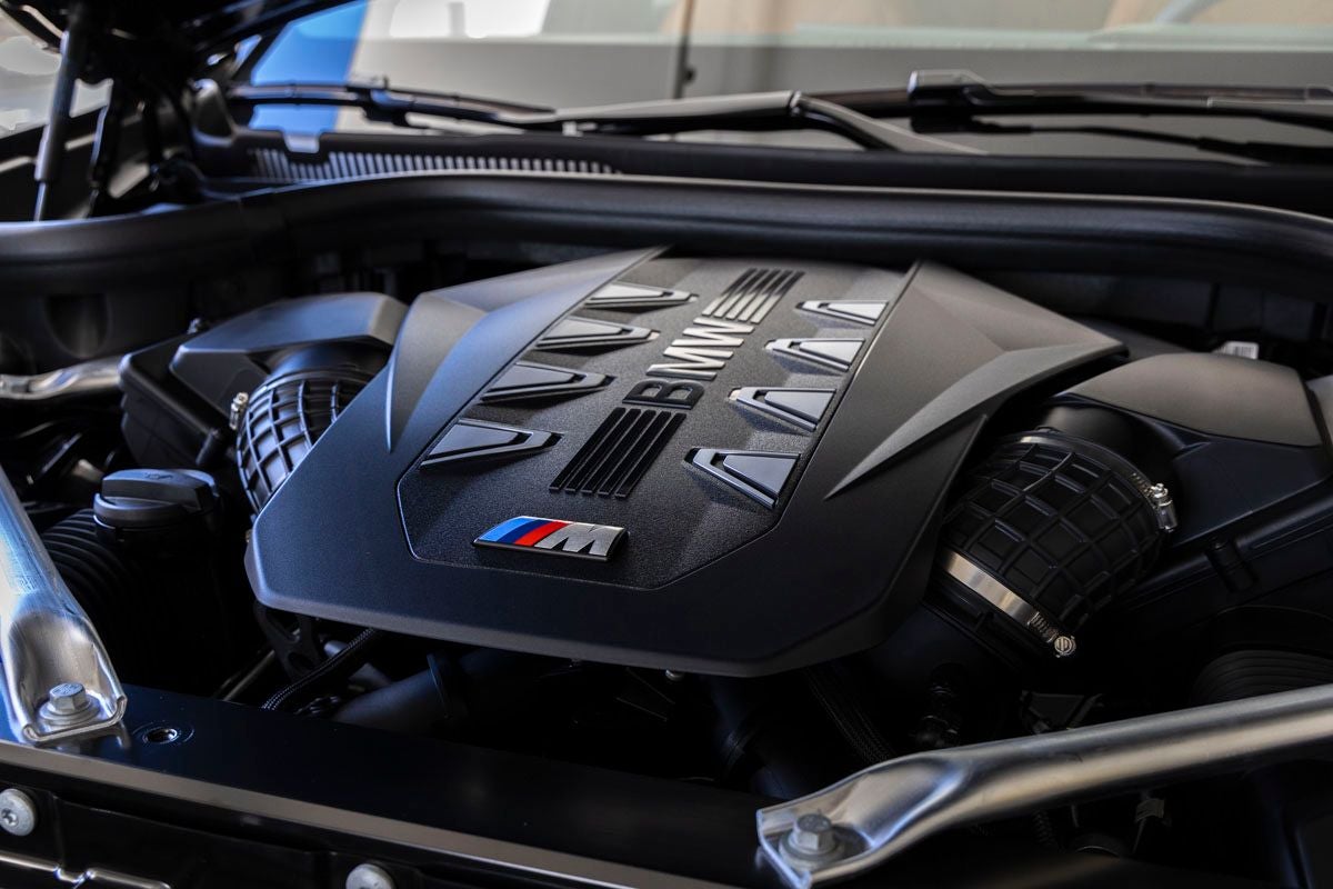 2026 BMW X5 M60i