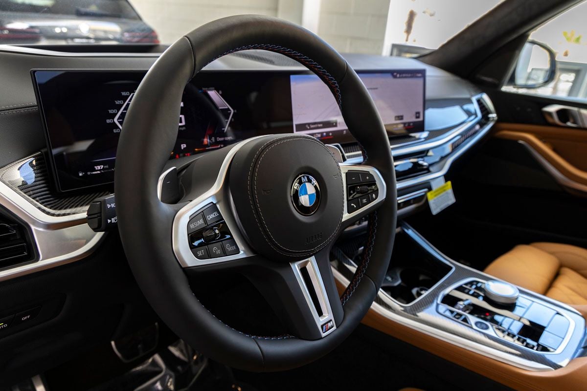 2026 BMW X5 M60i