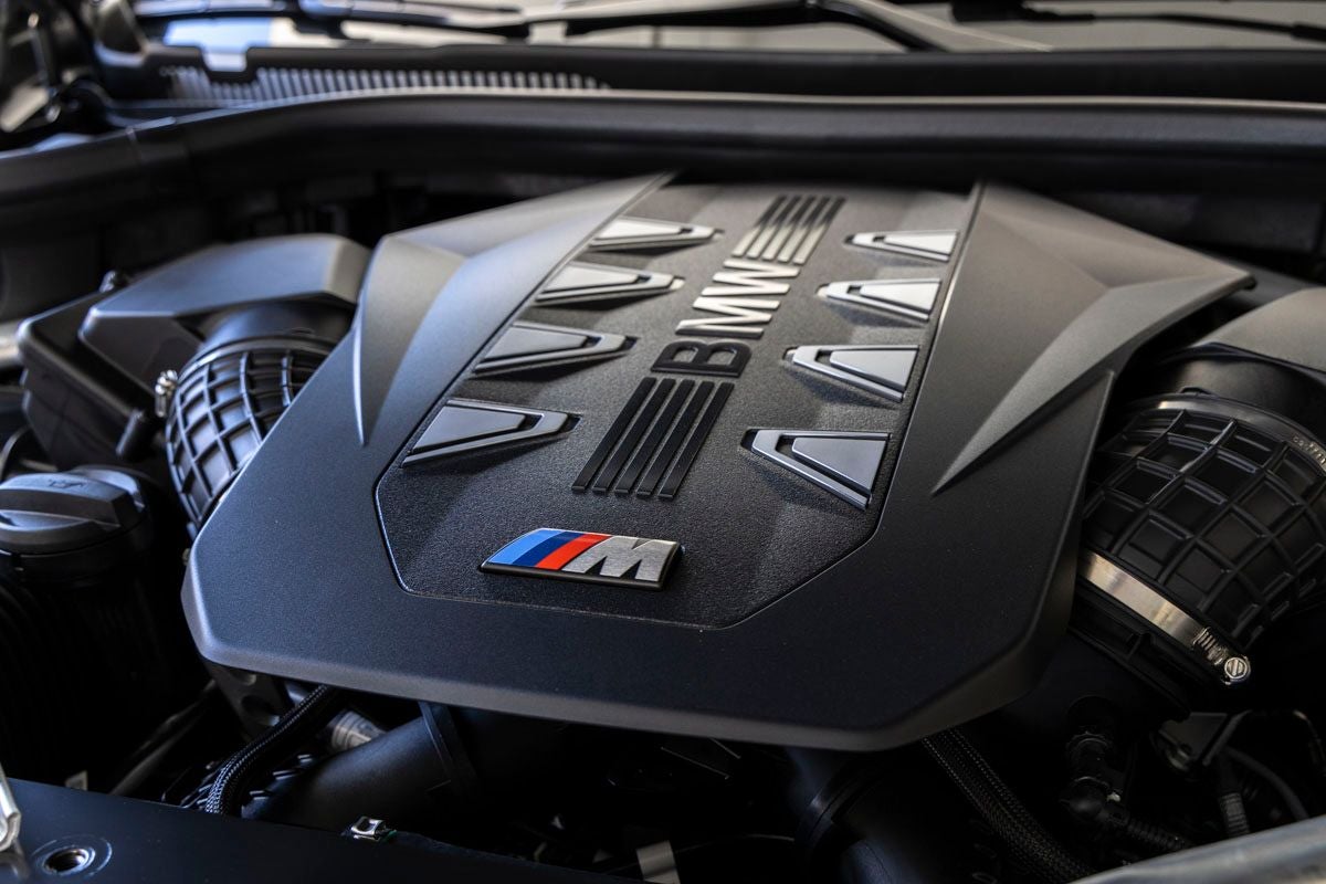 2026 BMW X5 M60i