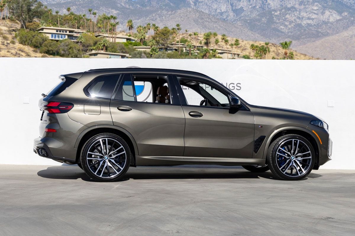 2026 BMW X5 M60i