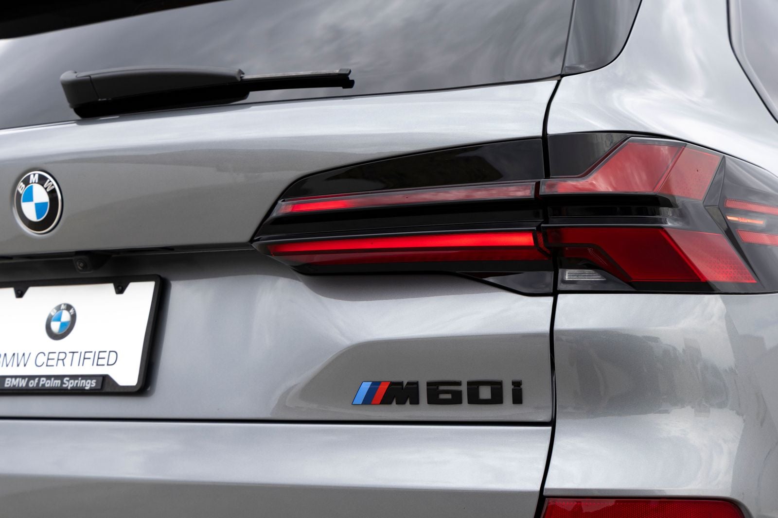 2026 BMW X5 M60i