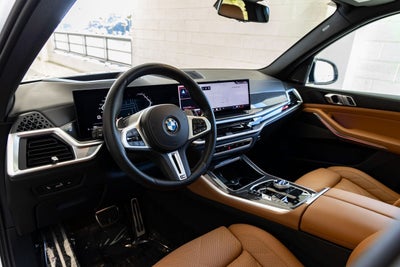 2024 BMW X5 M60i