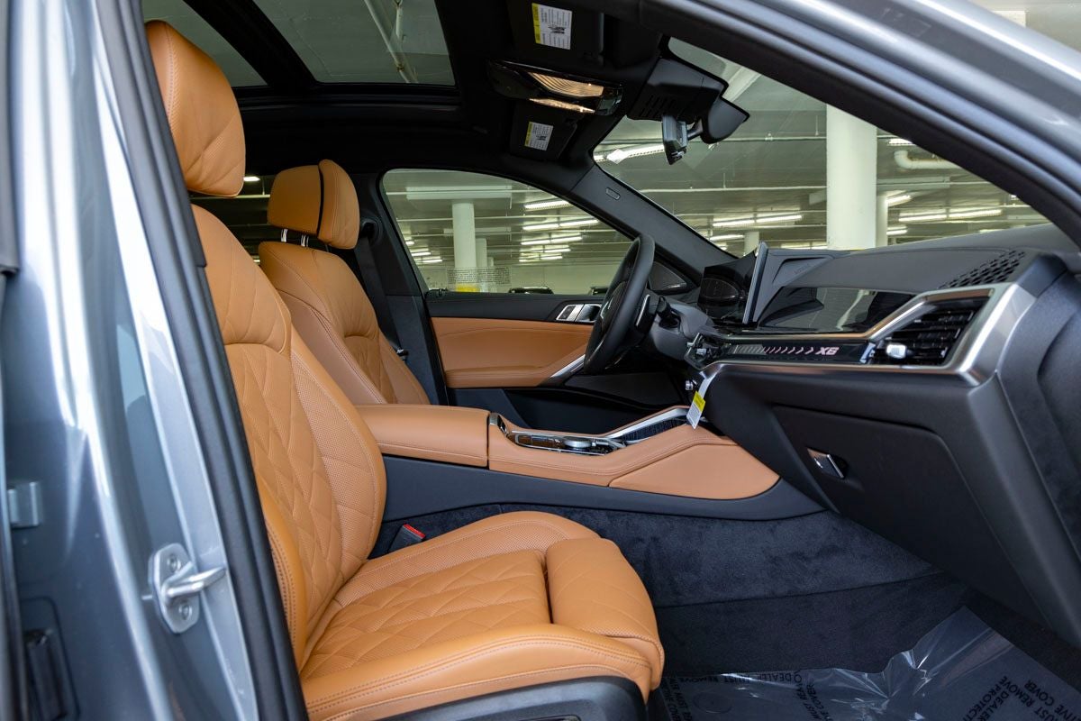 2027 BMW X6 xDrive40i