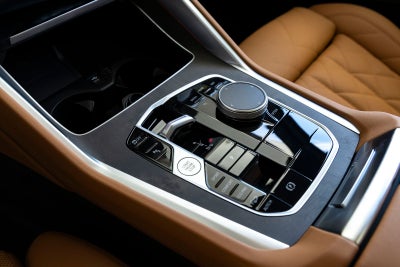 2027 BMW X6 xDrive40i