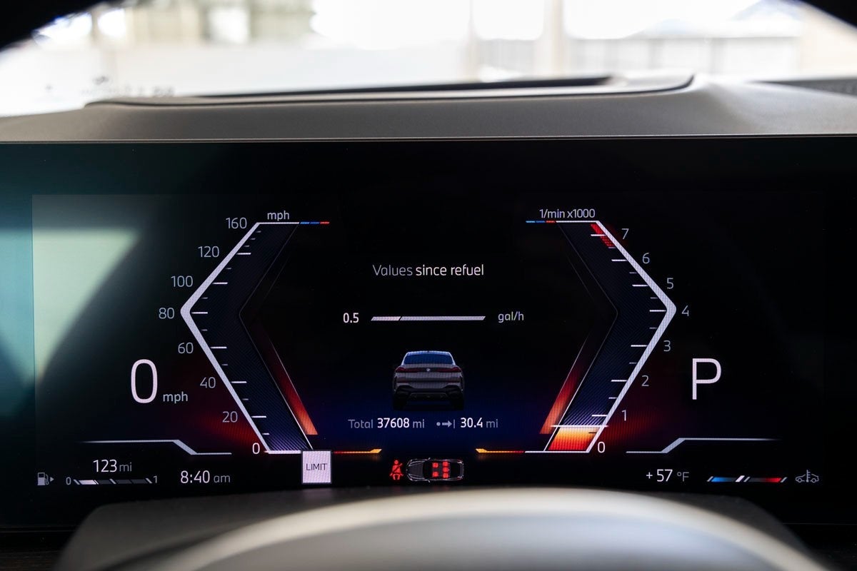 2024 BMW X6 xDrive40i