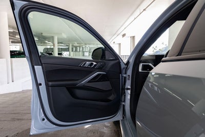 2024 BMW X6 xDrive40i