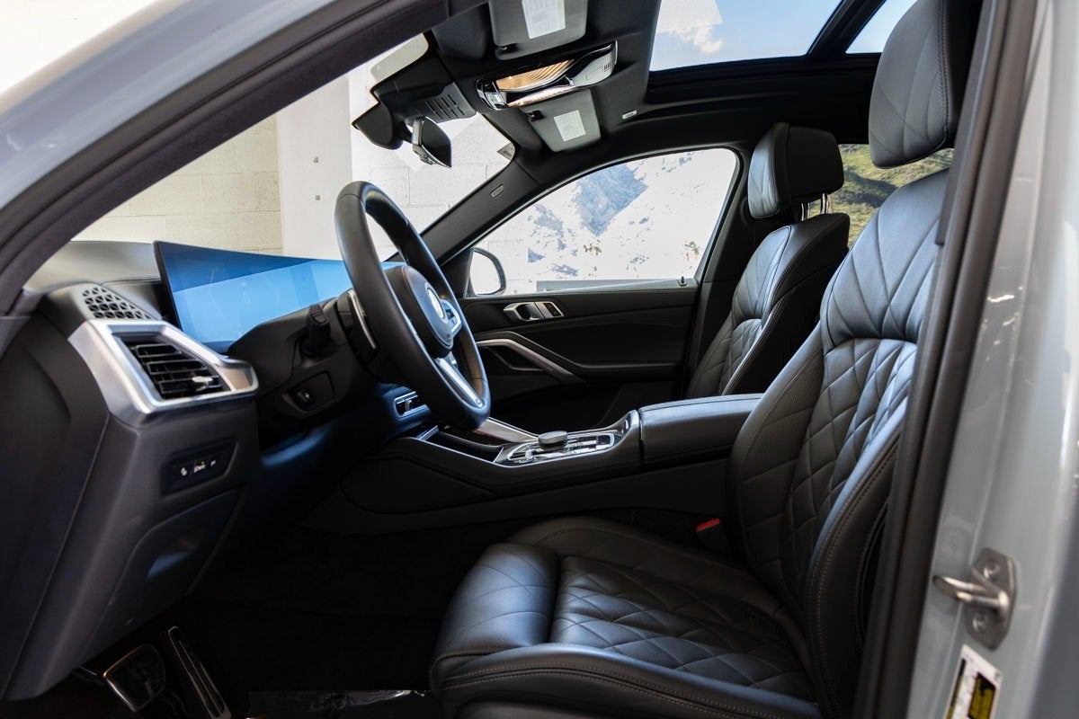 2024 BMW X6 xDrive40i