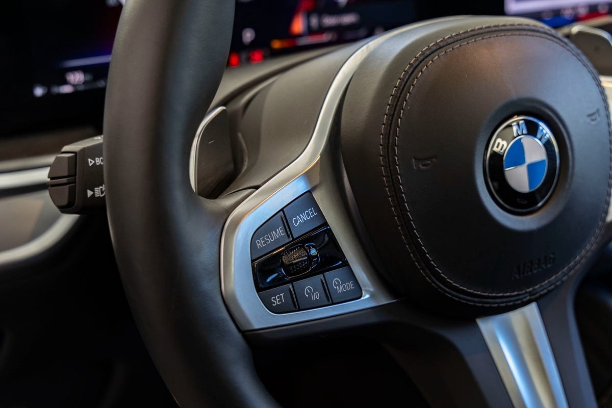 2024 BMW X6 xDrive40i