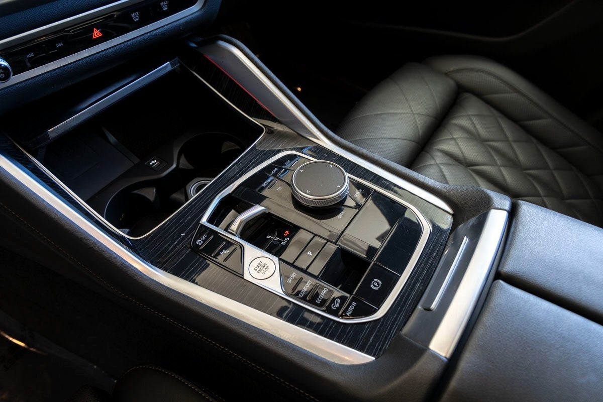 2024 BMW X6 xDrive40i