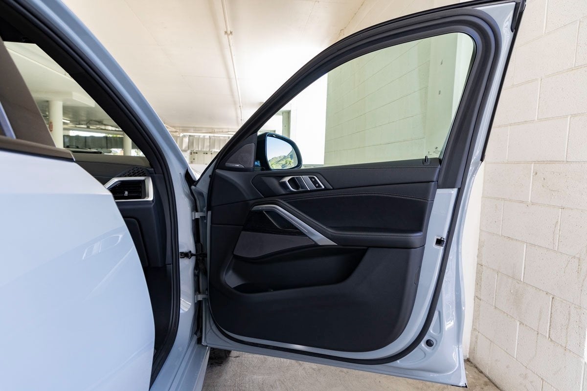 2024 BMW X6 xDrive40i