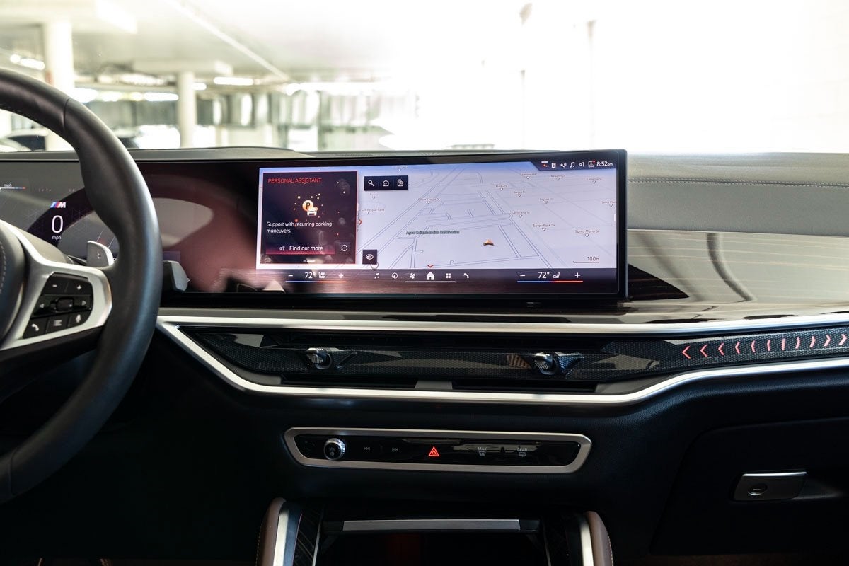 2025 BMW X6 xDrive40i