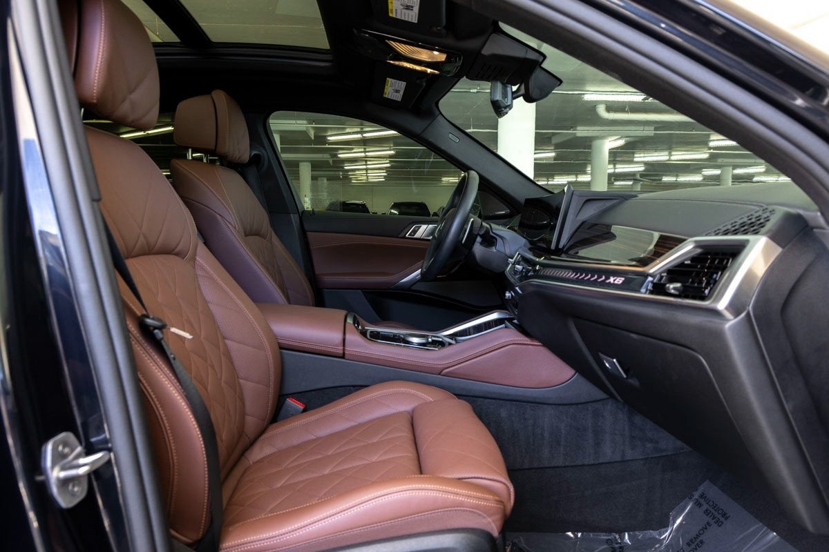 2025 BMW X6 xDrive40i