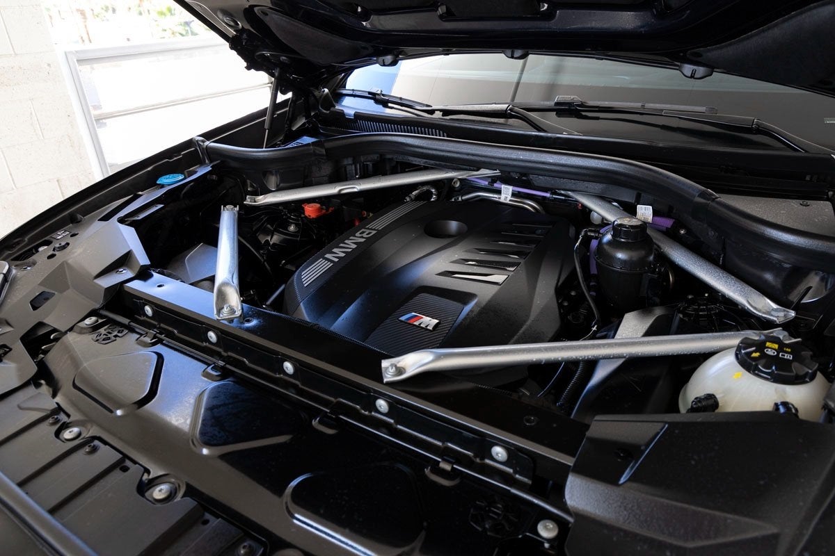 2025 BMW X6 xDrive40i