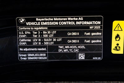 2025 BMW X6 xDrive40i