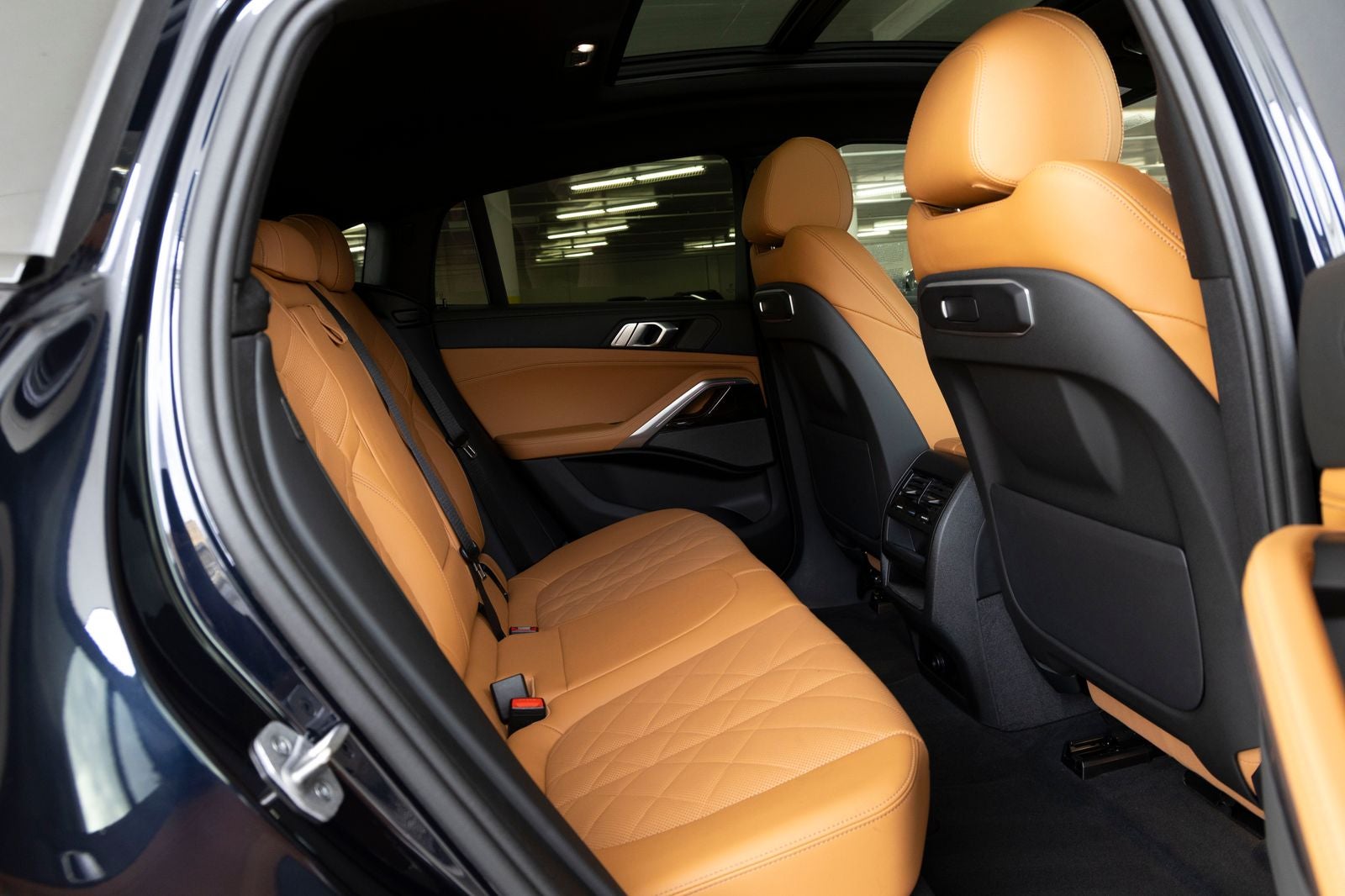 2024 BMW X6 xDrive40i