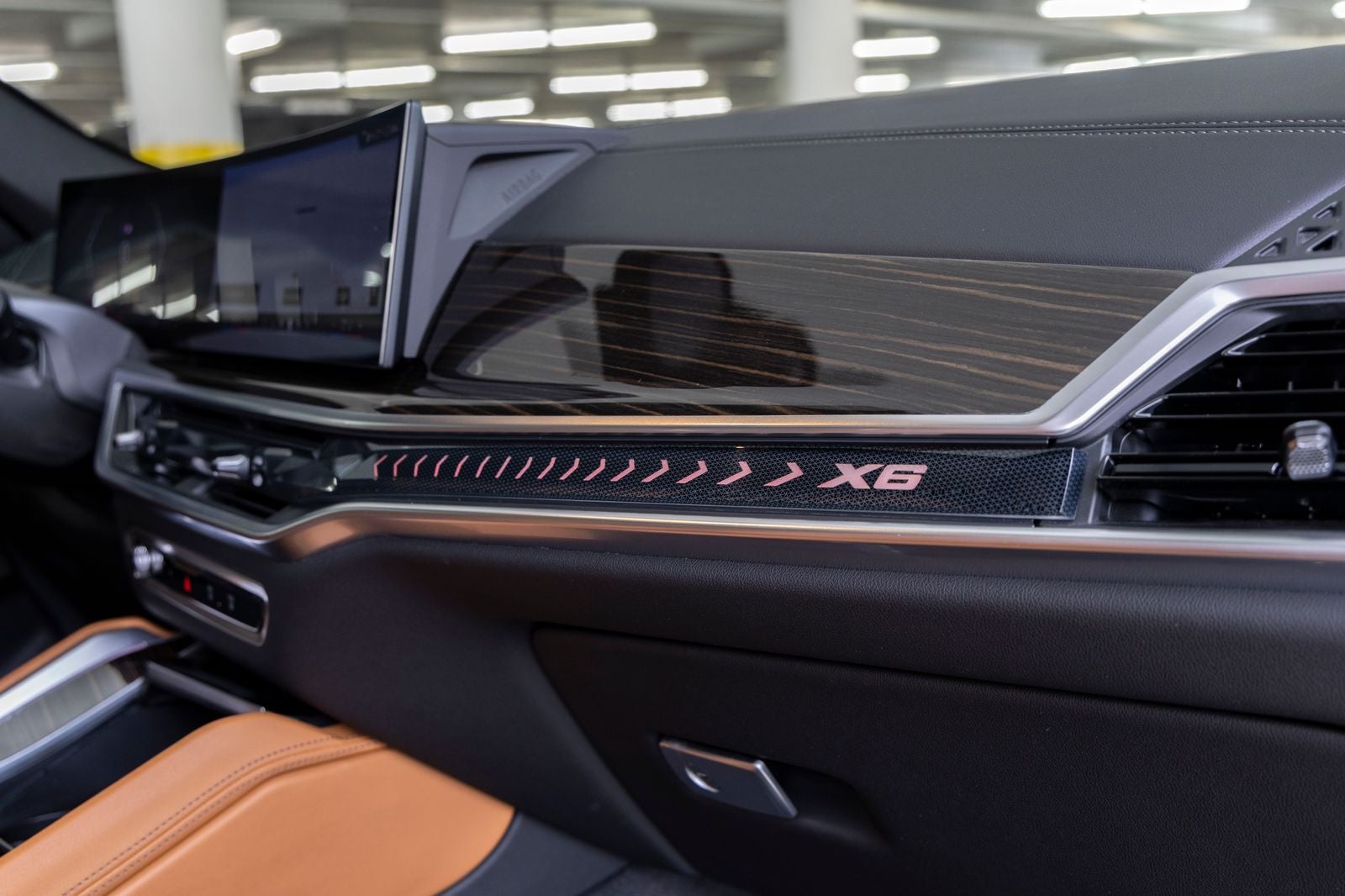 2024 BMW X6 xDrive40i