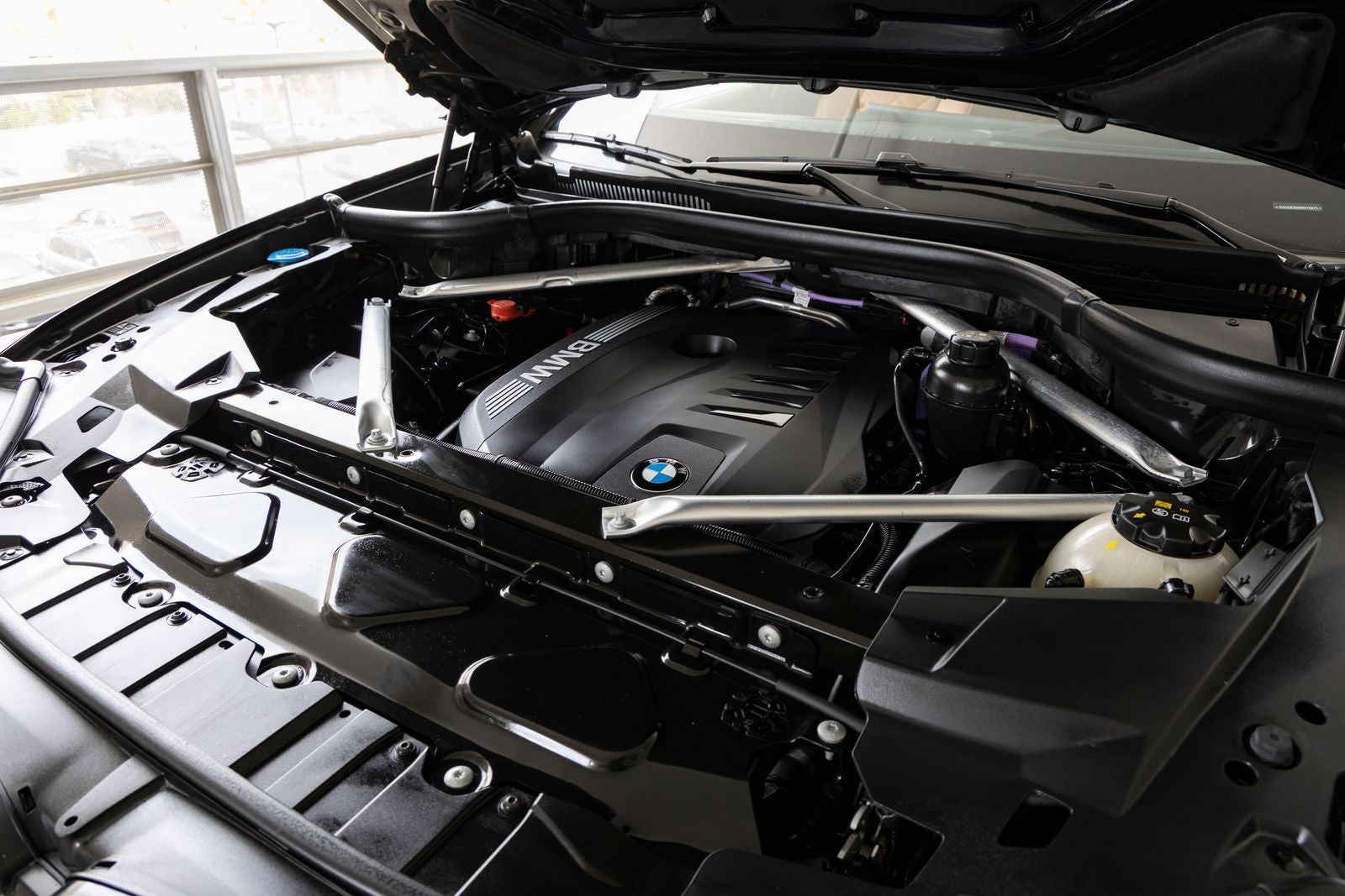 2024 BMW X6 xDrive40i