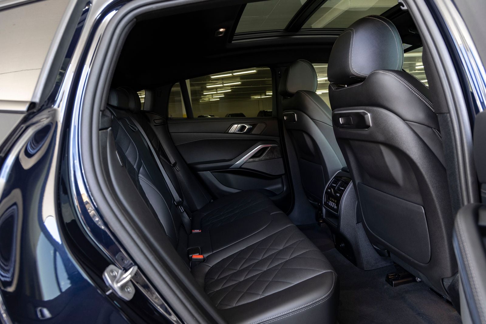 2024 BMW X6 xDrive40i