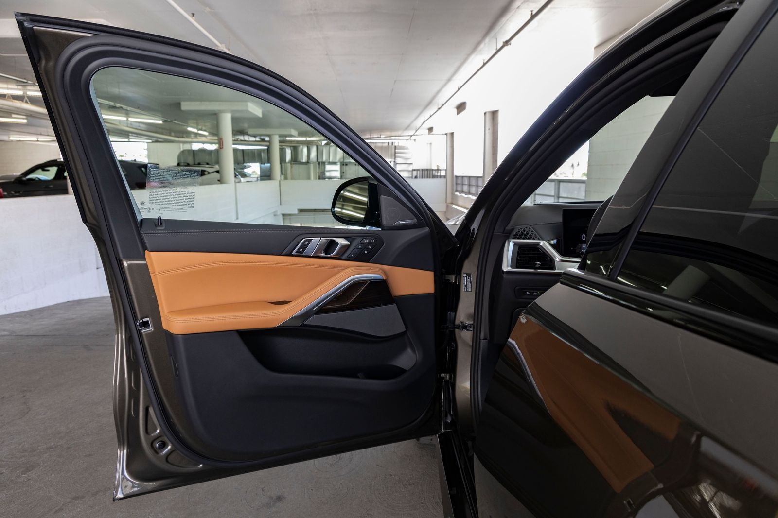 2027 BMW X6 xDrive40i