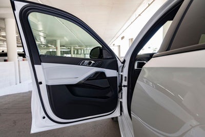 2026 BMW X6 xDrive40i