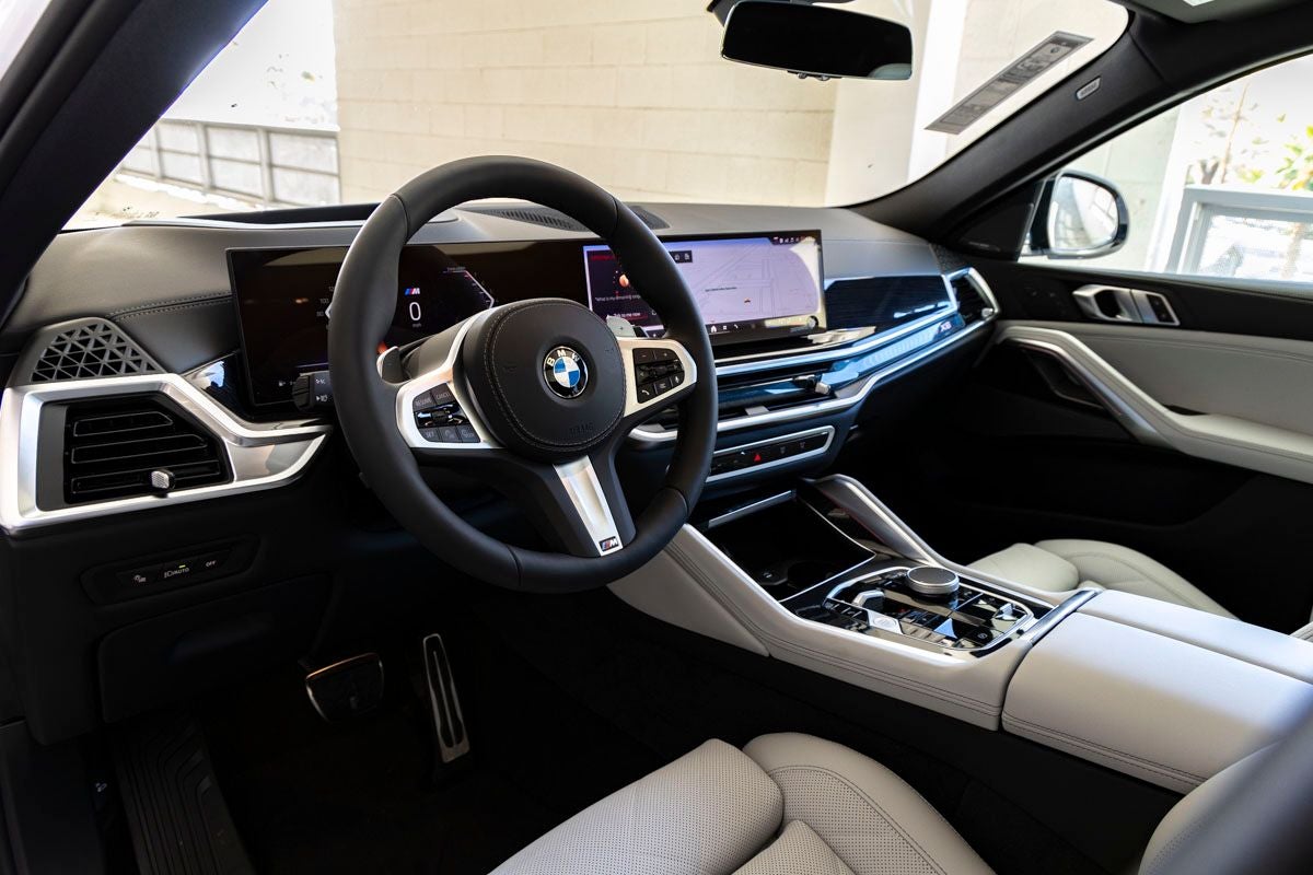 2026 BMW X6 xDrive40i