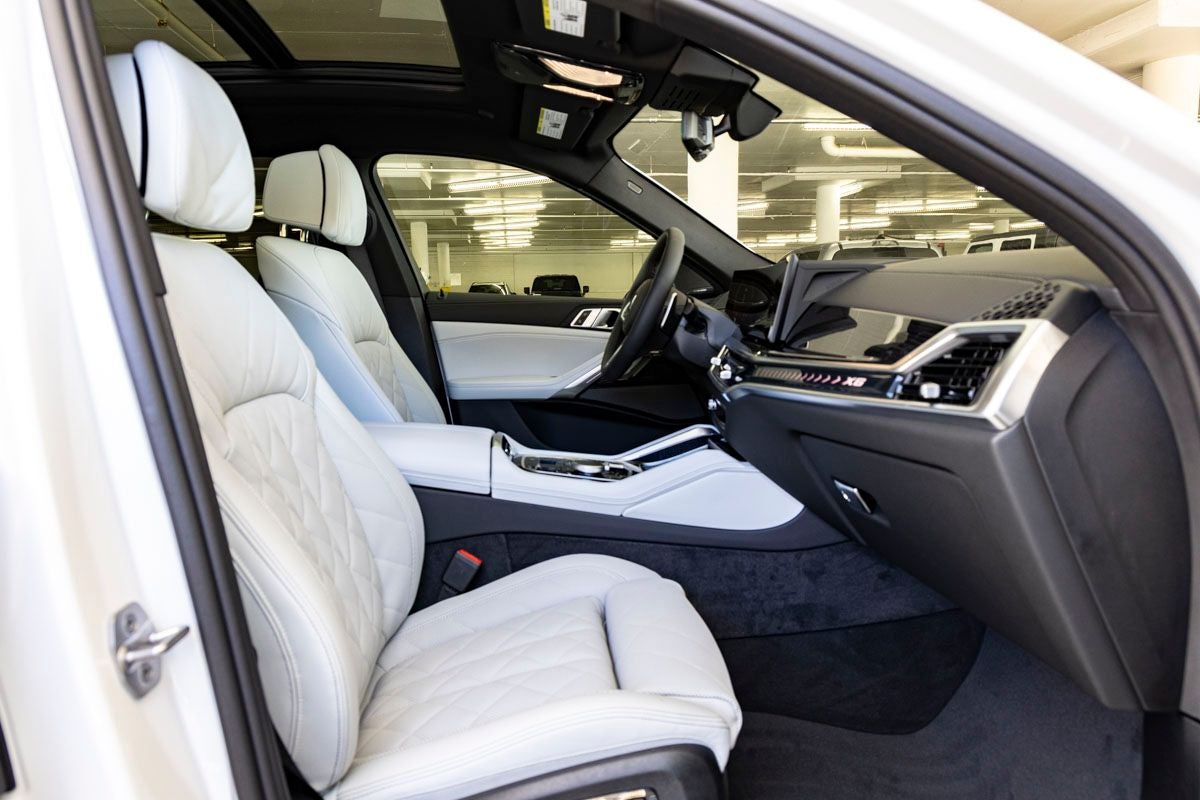 2026 BMW X6 xDrive40i