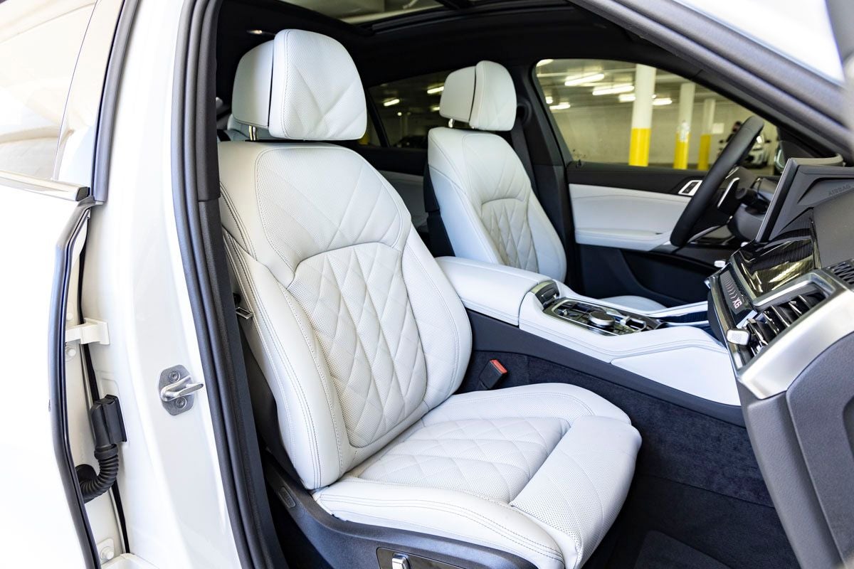 2026 BMW X6 xDrive40i