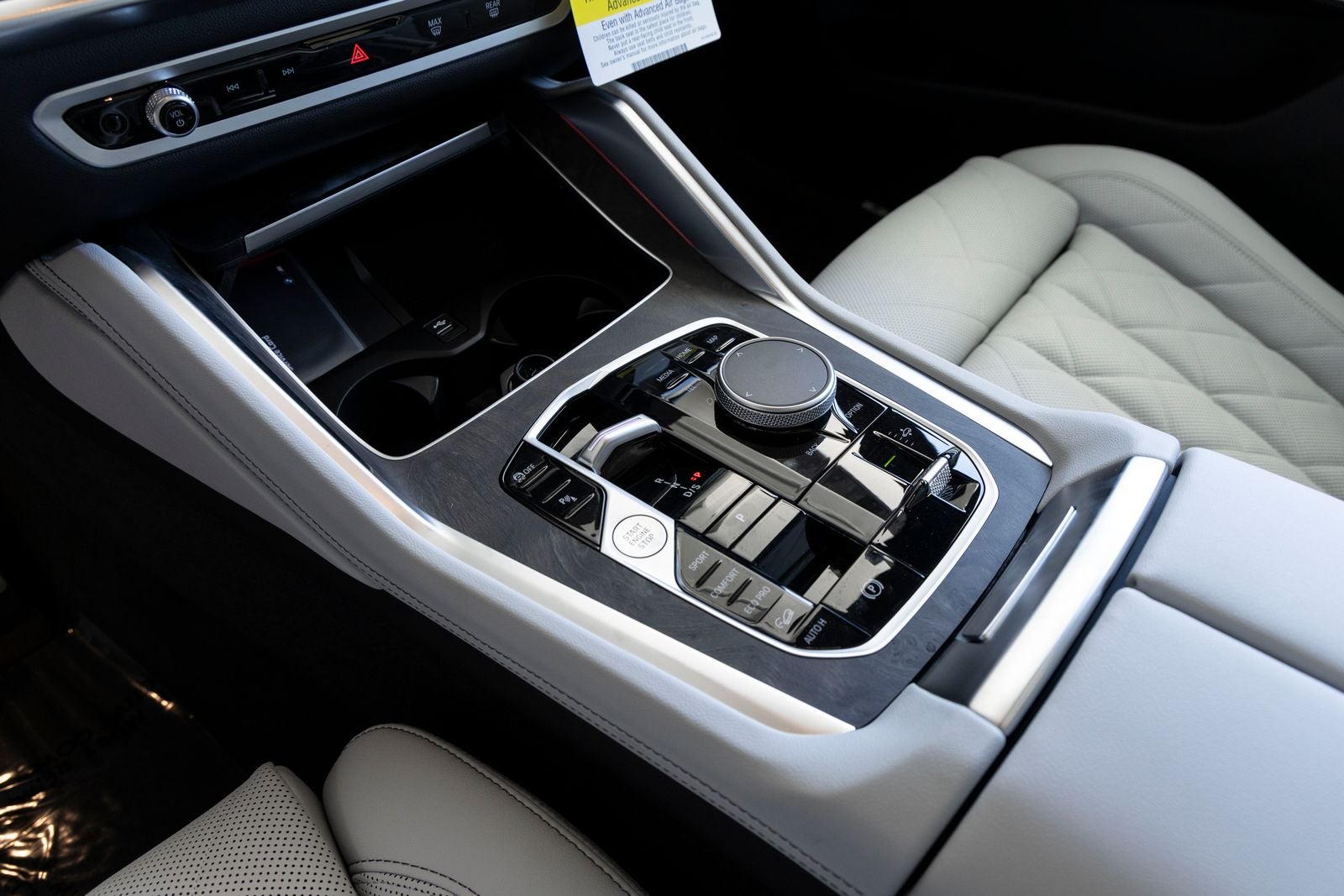 2027 BMW X6 xDrive40i