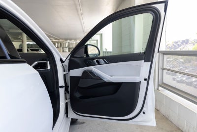 2027 BMW X6 xDrive40i